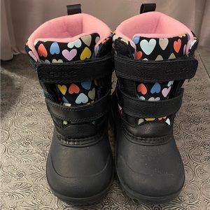 Only worn twice! Carter’s Toddler Size 7 Snow Boots & Carter’s 2-piece Snow Suit